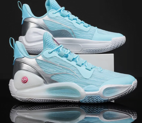 Professional Basketball Shoes With shoesbox For Men Non Slip And Wear Resistant Lightweight High Top Basketball Shoes High Quality Men Sports Shoes With Free Sock Free Shipping